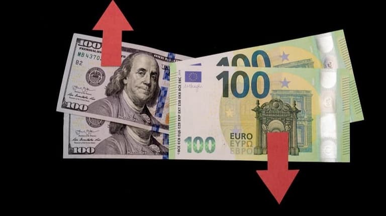 عوامل موثر در قیمت جفت ارز EURUSD